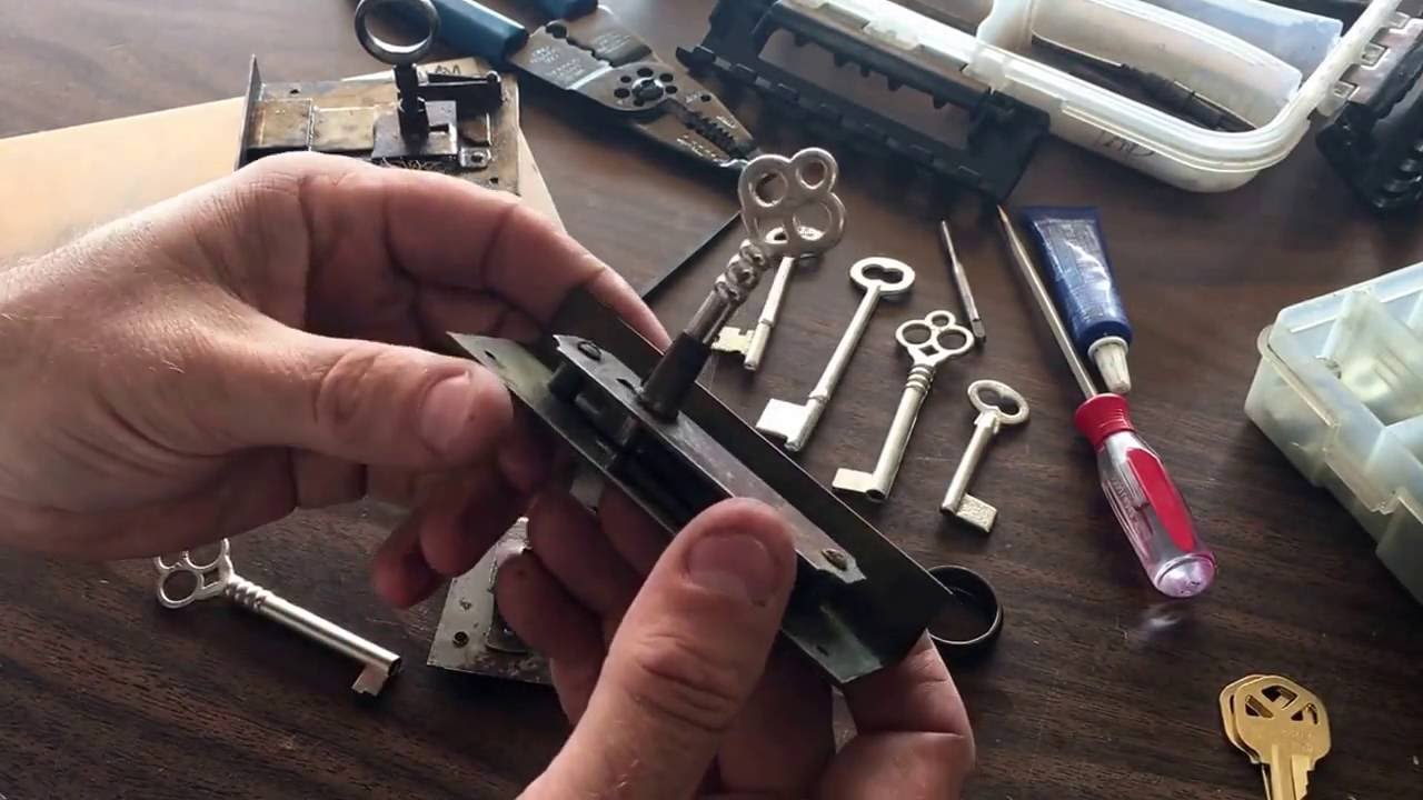  Akron Pro Locksmith Akron, OH 330-558-8823